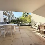 T3 L'eden- Piscine- Clim- Commerces Apartment Le Lavandou