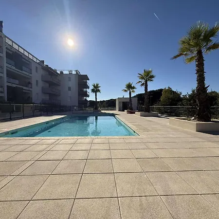 T3 L'eden- Piscine- Clim- Commerces