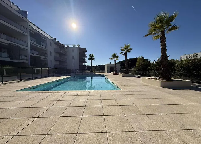 T3 L'eden- Piscine- Clim- Commerces