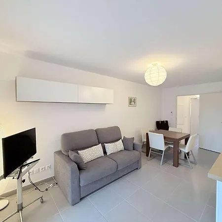 T3 L'eden- Piscine- Clim- Commerces Apartamento *