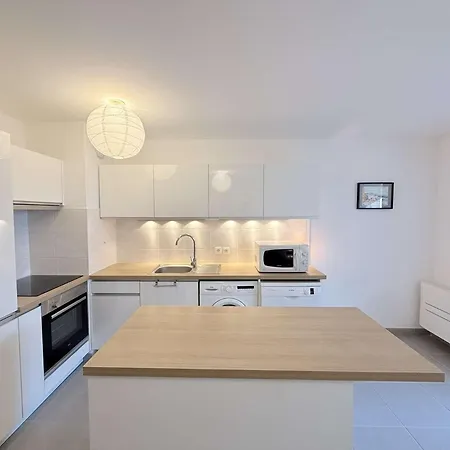 Apartamento T3 L'eden- Piscine- Clim- Commerces Le Lavandou